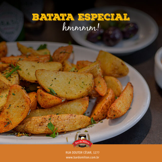 Acompanhamento Perfeito: Batata Especial! 🥔✨ 

Crocante por fora, macia por dentro, e cheia de sabor. No Bar do Milton, essa delícia é a escolha ideal para acompanhar seu prato ou petisco favorito.

 Venha experimentar!
📞 (11) 2099-4000
📱 (11) 99506-4120
📍 R. Doutor César, 1277 – Santana

#BatataEspecial #AcompanhamentoPerfeito #BarDoMilton